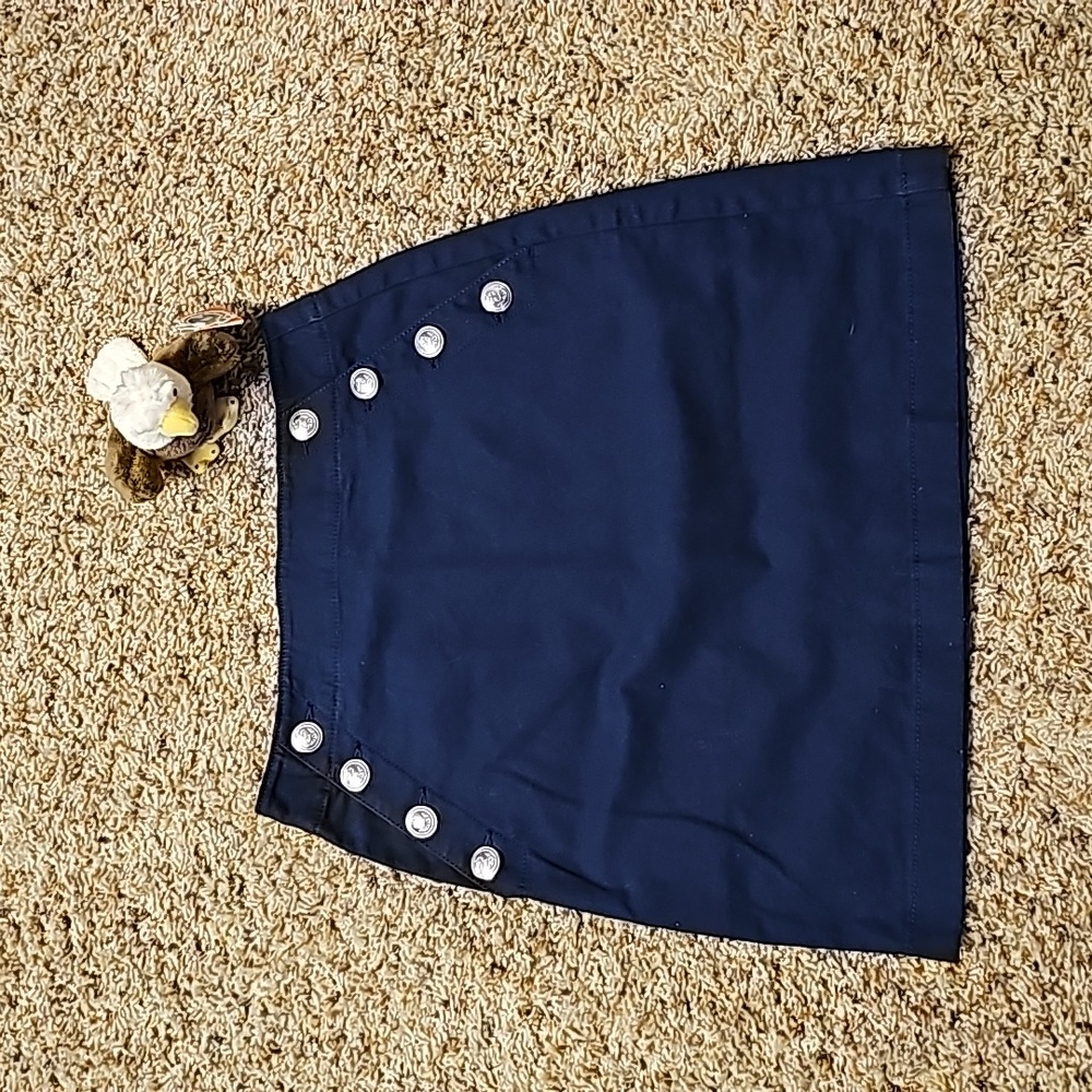 Super cute sailor skirt!  LOFT Petites size 00P Navy with silver buttons